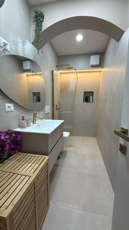 APARTMENT 2+1 FOR RENT IN BLLOK