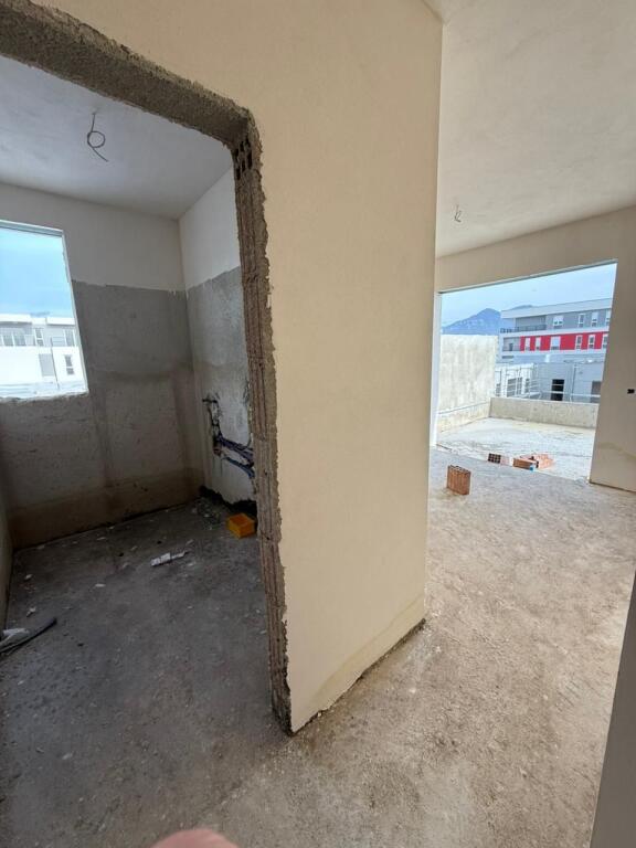UNIVERS CITY, IN VENDITA, APPARTAMENTO 2+1+2+VERANDA