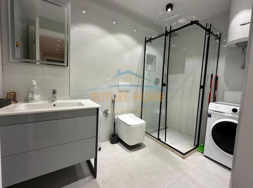 Qera, Apartament 1+1, Komuna e Parisit.