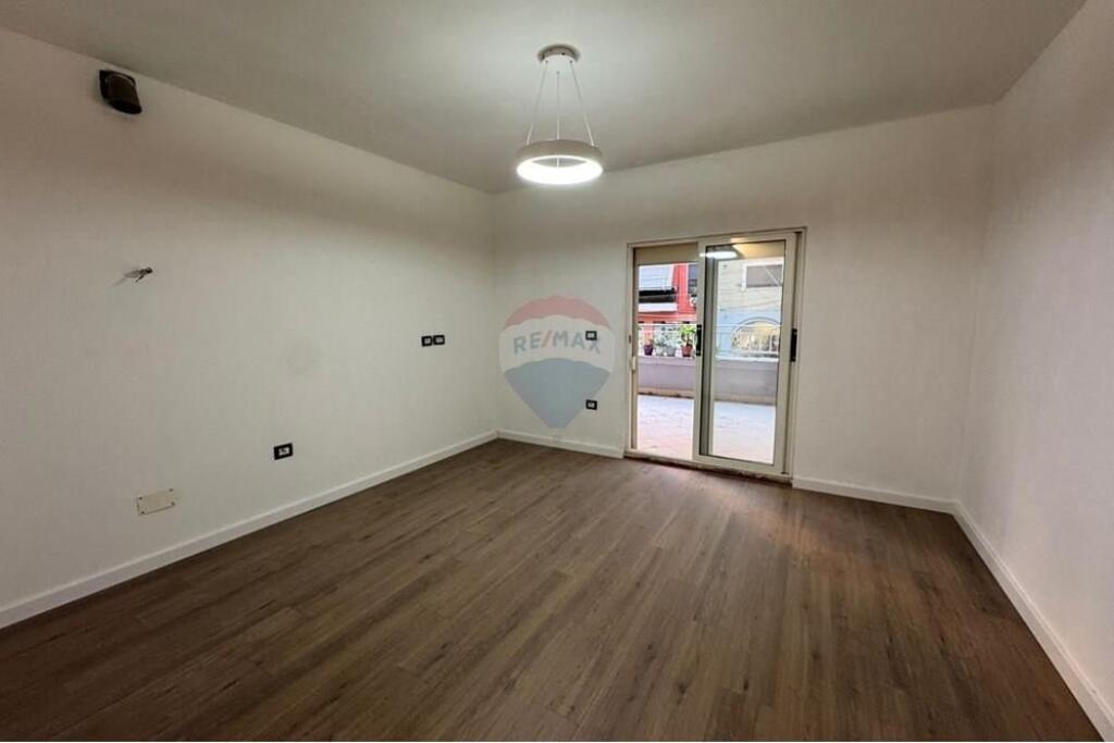 Appartamento 1+1 in vendita–Komuna Parisit.