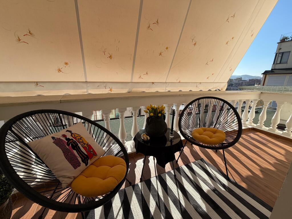 🏡 Apartment 1+1 for sale – Fully furnished luxury 📍 Mozaiku of Tirana, Naim Frashëri street 🏢 6th floor, 7-story building with elevator 🌅 South-West orientation  🟩 Total area: 77 m² 🛋️ The apartment is invested and offered fully furnished luxury, ready to live in without any additional expenses. 🪟 Bathroom with window – natural ventilation, one of the most sought-after features in the market.  ✨ Perfect positioning, natural lighting throughout the day and a very sought-after area. 