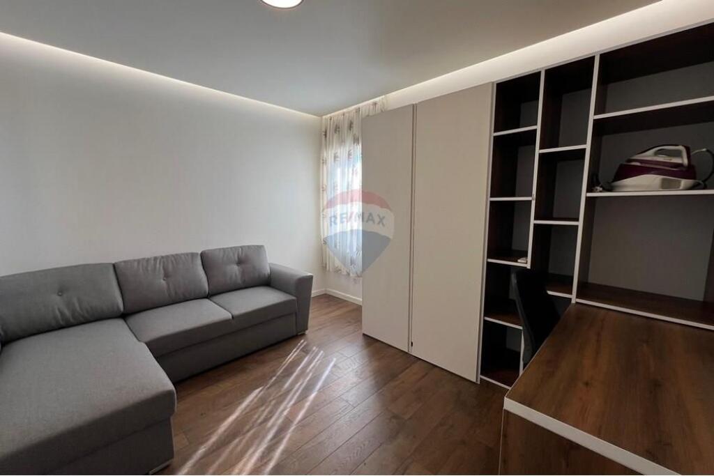 Apartament - Për Shitje - Ambasada Amerikane, Tiranë(ID: 530281026-1009)