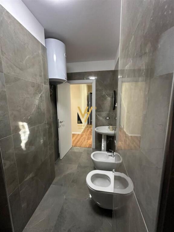 JEPET APARTAMENT 2+1+BLK ME QERA NE ASTIR 50.000 LEKE