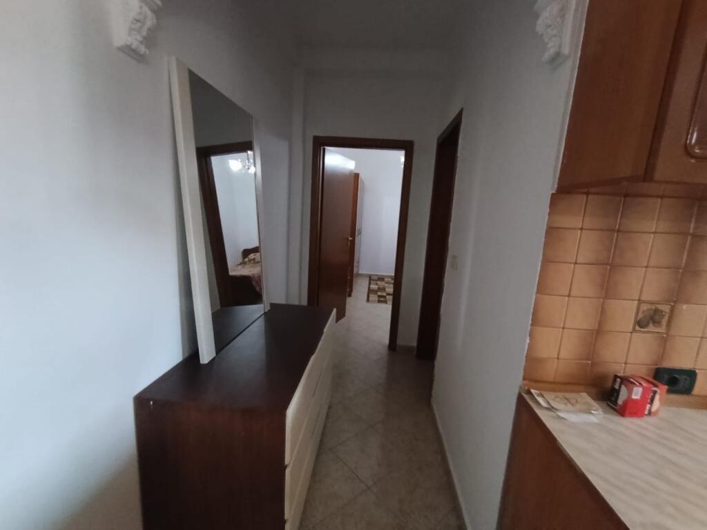 Apartament 2+1, Zogu i Zi!
