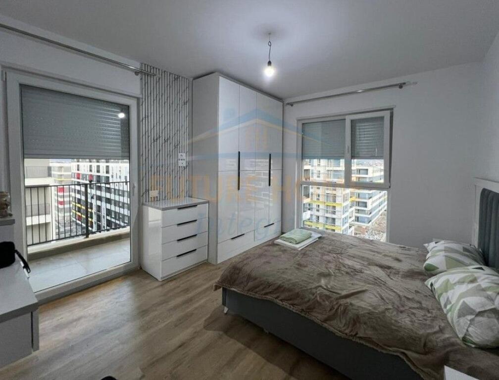 Affitto, Appartamento 2+1, Complesso Univers City, Tirana.