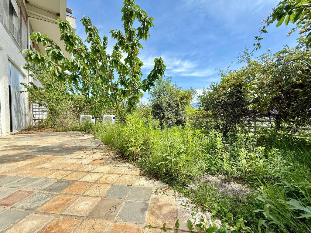 VILLA CON PISCINA IN AFFITTO RESIDENZA KODRA2