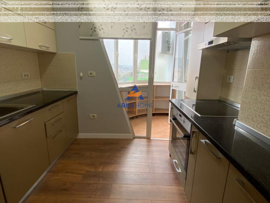 FOR RENT APARTMENT 2+1+3 BALCONIES "AT THE FORMER EXHIBITION" 100000 LEKE