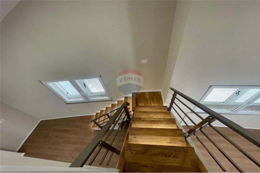 Apartament - Për Shitje - Rruga e Thesarit, Tiranë(ID: 530361014-207)