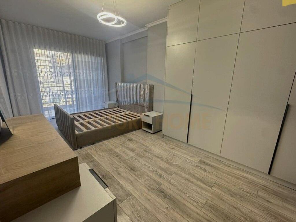 Shitet , Apartament 2+1+2 Vila L , Unaza e Re