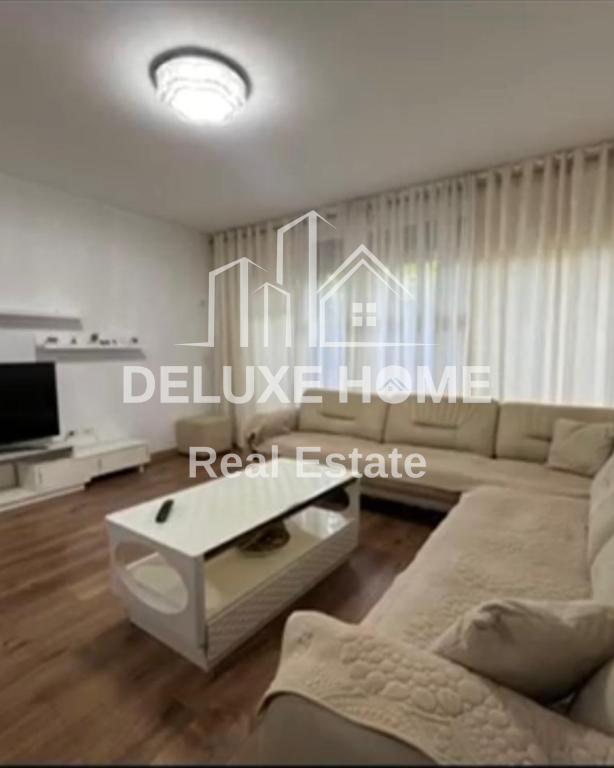 Apartament me Qira – Pranë Kopshtit Botanik