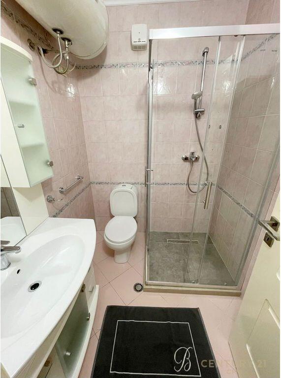 Apartment 3+1 for rent near Garda, with parking space.