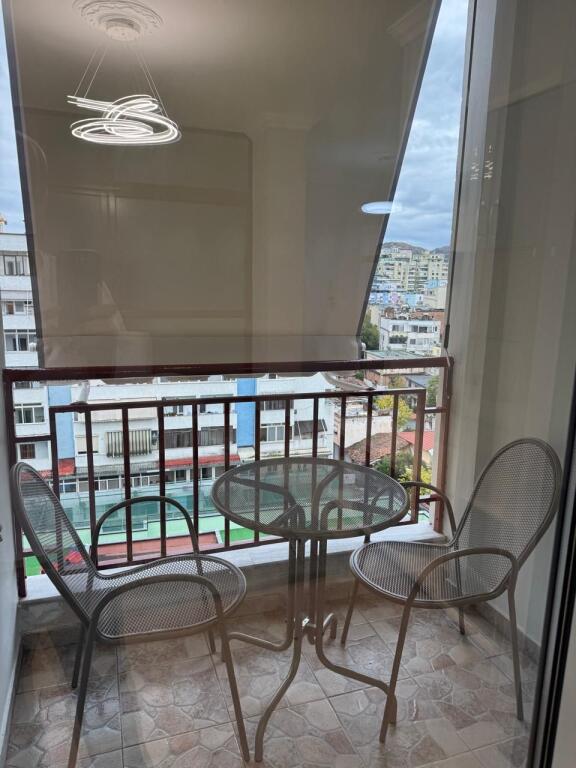AFFITTASI APPARTAMENTO 2+1 📍 Via Kavaja – dietro la Chiesa