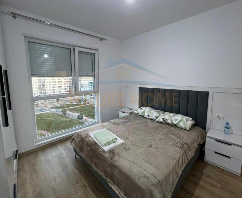 Affitto, Appartamento 2+1, Complesso Univers City, Tirana.