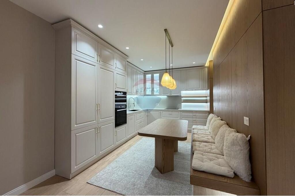 Apartament  Për Qira 3+1+2  Liqeni i Tiranës, Tiranë