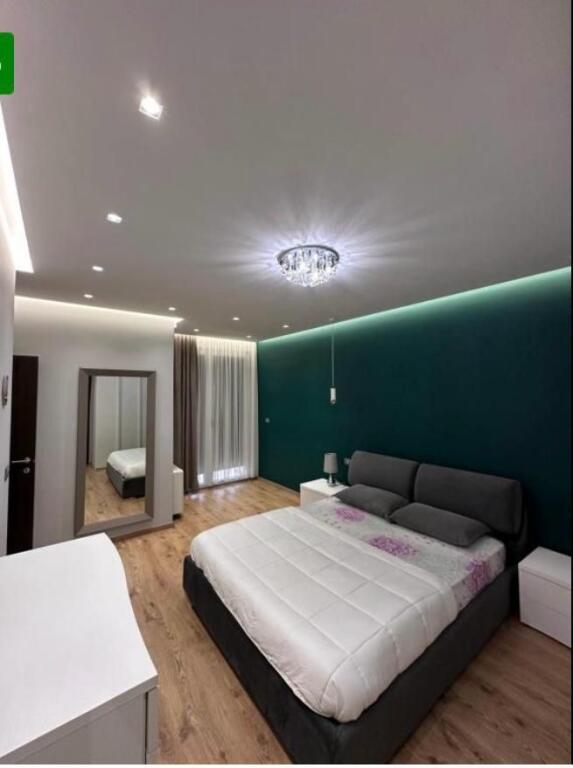 Appartamento 3+1+2 in vendita quartiere 12 Durres
