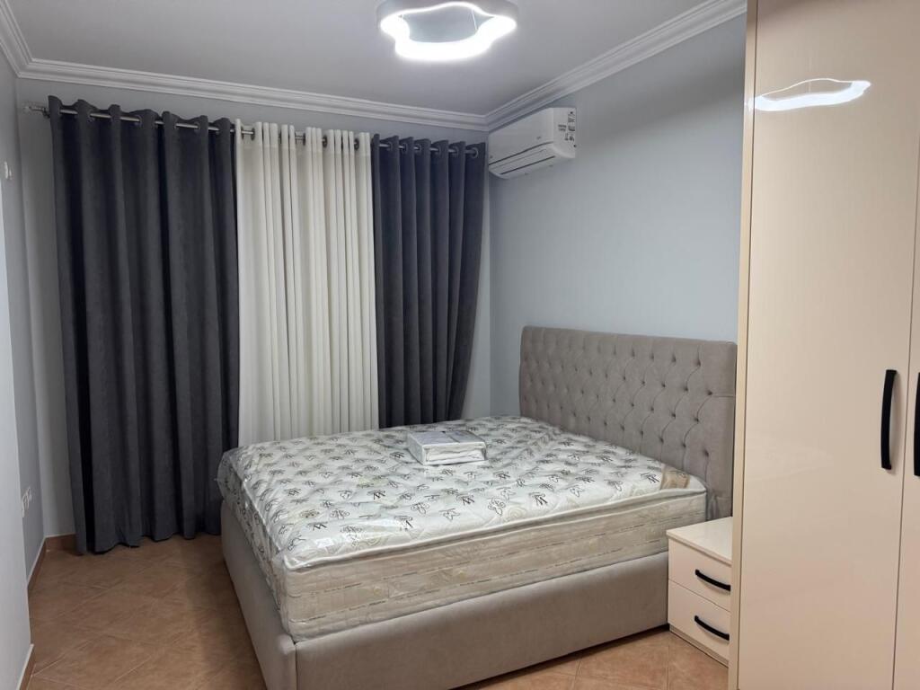 AFFITTASI APPARTAMENTO 2+1 📍 Via Kavaja – dietro la Chiesa