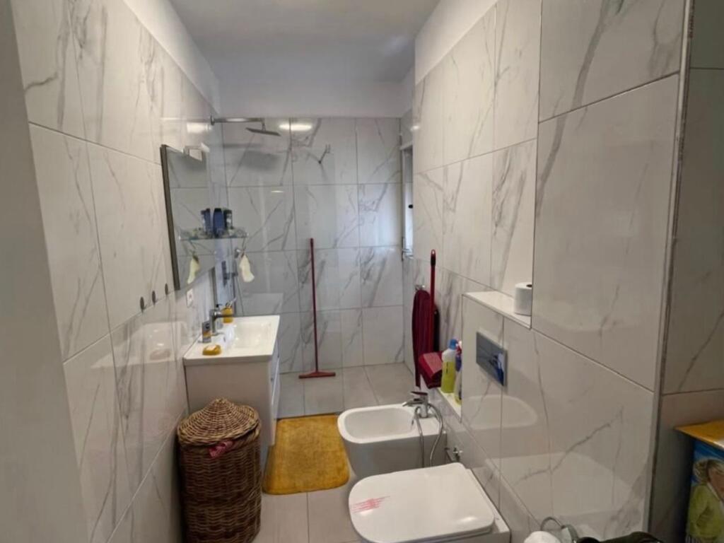 📣 SHITET Apartament 2+1 📍 Prane Vila Gold 🛣️ Rruga e "Dibres" ✨  
