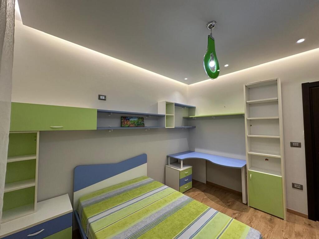 Appartamento 3+1+2 in vendita quartiere 12 Durres