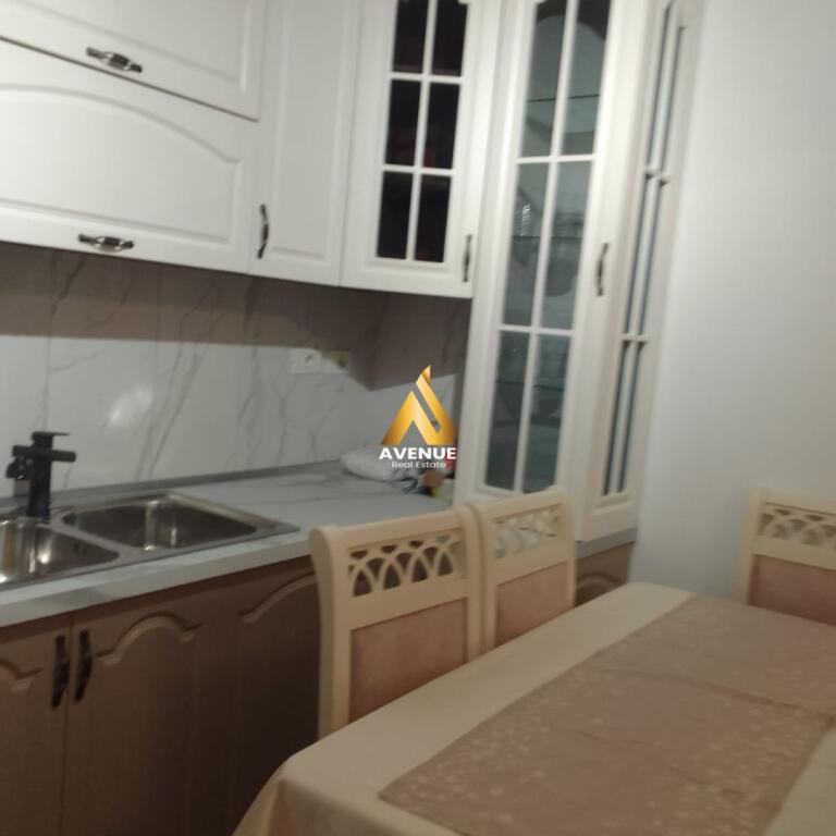 Appartamento 2+1 in affitto Via Durazzo, Tirana