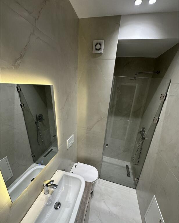 APARTAMENT ME QERA 1+1 ALI DEMI 52.000 LEKE