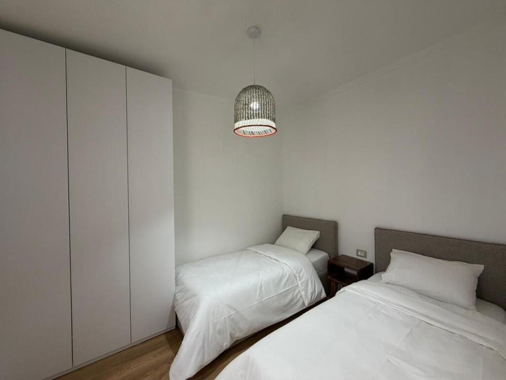 Apartment 2+1+Veranda for rent in Bllok.