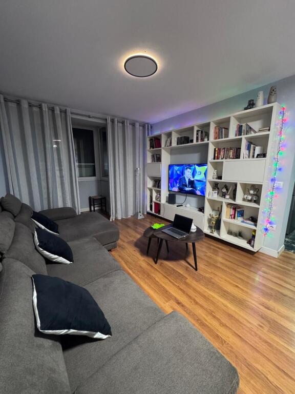 Apartment 2+1 for rent, near the Faculty of Law