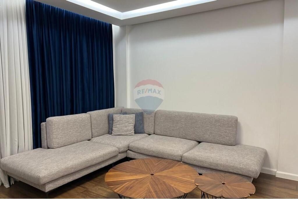 Apartament - Për Shitje - Ambasada Amerikane, Tiranë(ID: 530281026-1009)