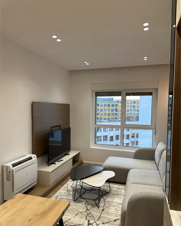 APARTAMENT ME QERA 1+1 ALI DEMI 52.000 LEKE