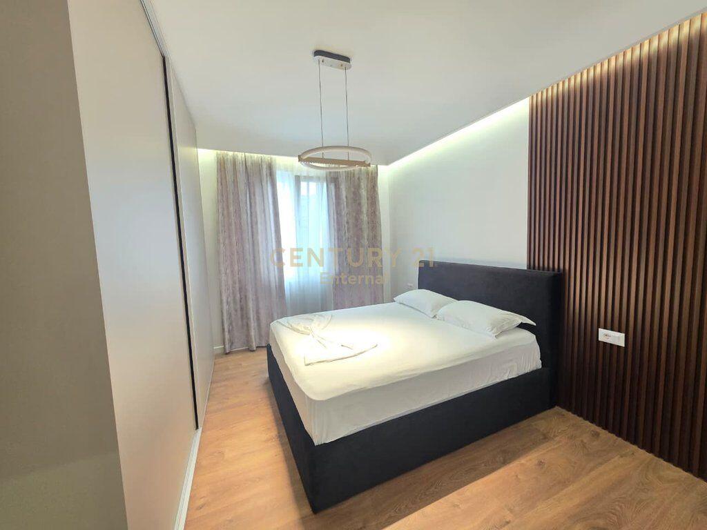 Apartment 2+1 for rent in the Juridiku area, near the former Blloku.