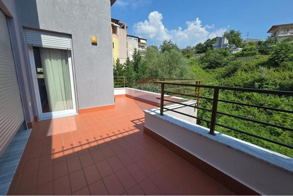 Duplex - In Vendita - Lago Secco, Tirana(ID: 530191006-1128)