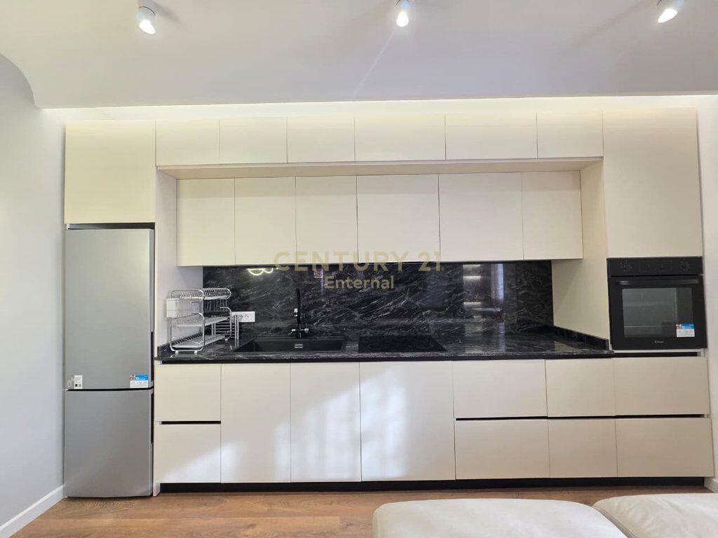 Apartment 2+1 for rent in the Juridiku area, near the former Blloku.
