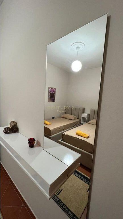 Apartment 2+1 for rent in the Ish-Blloku area, Tirana.