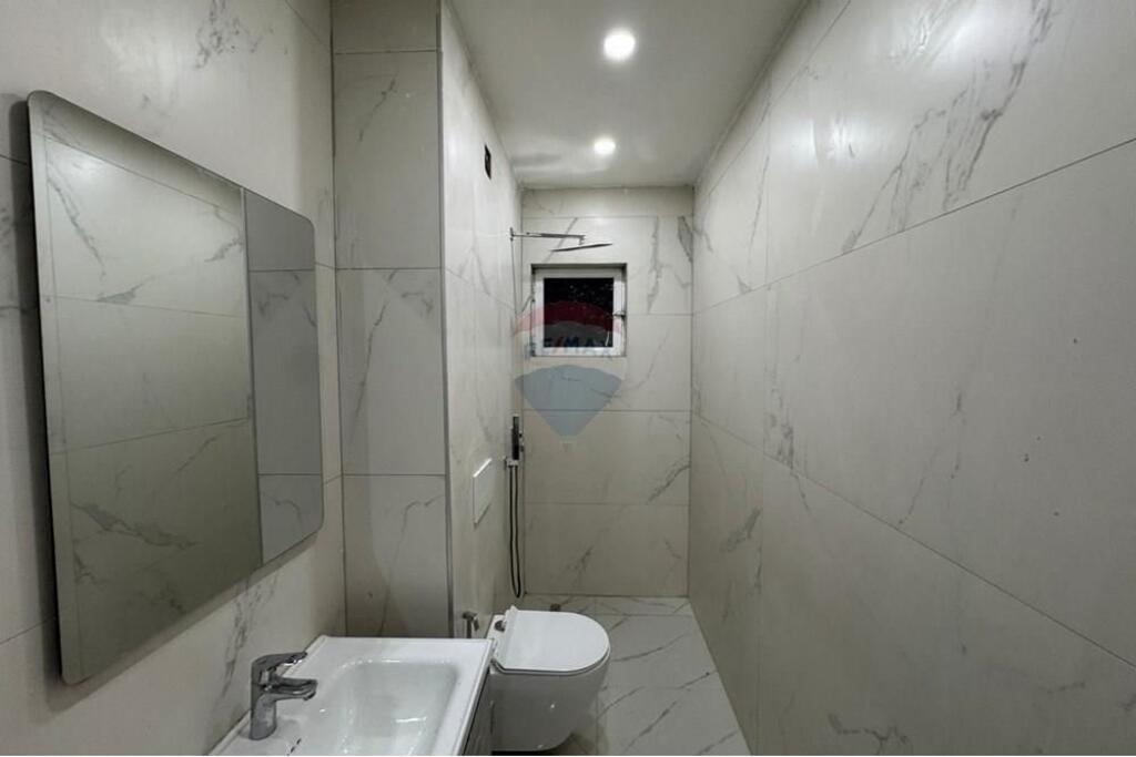 Appartamento 1+1 in vendita–Komuna Parisit.