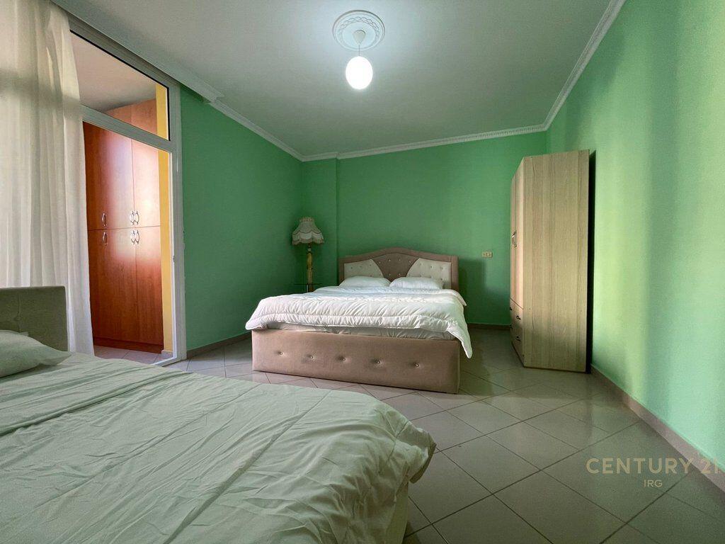 Apartament 2+1 në Komunë të Parisit!