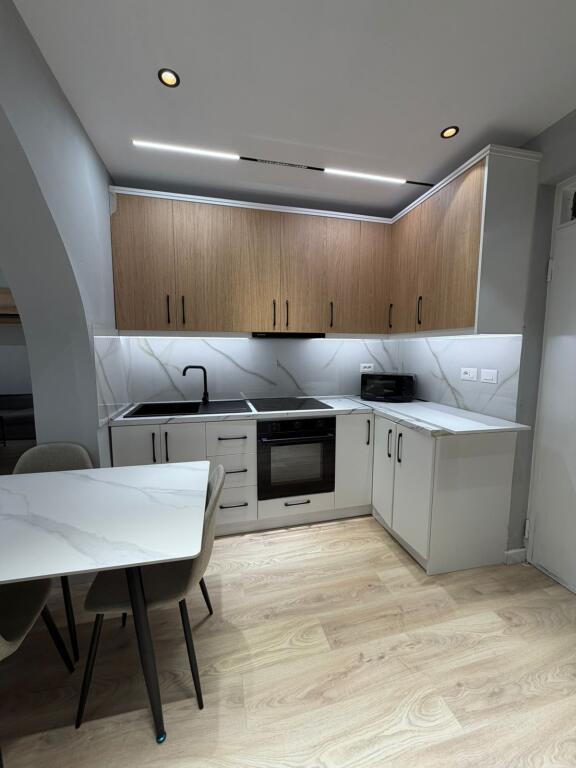 JEPET ME QIRA APARTAMENT 1+1 TEK OXHAKU