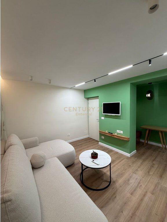 Appartamento 2+1 in affitto in Via Kavaja, Tirana.