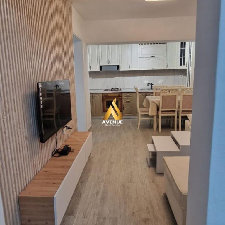 Appartamento 2+1 in affitto Via Durazzo, Tirana