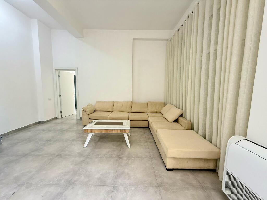 VILLA CON PISCINA IN AFFITTO RESIDENZA KODRA2