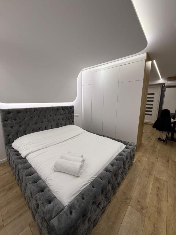Affitto Studio Appartamento nella zona 21 Dhjetor
