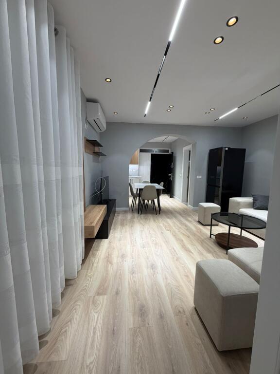 JEPET ME QIRA APARTAMENT 1+1 TEK OXHAKU