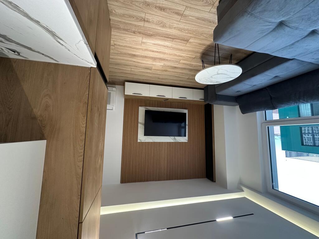 Jepet apartament 2+1 me qira tek Komuna e Parisit