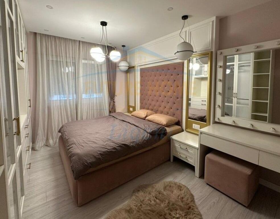 For rent, Apartment 3+1+2, Margarita Tutulani Street, Tirana