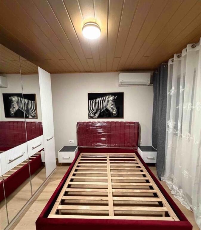 APARTAMENT ME QERA 1+1 RRUGA E KAVAJES 60.000 LEKE