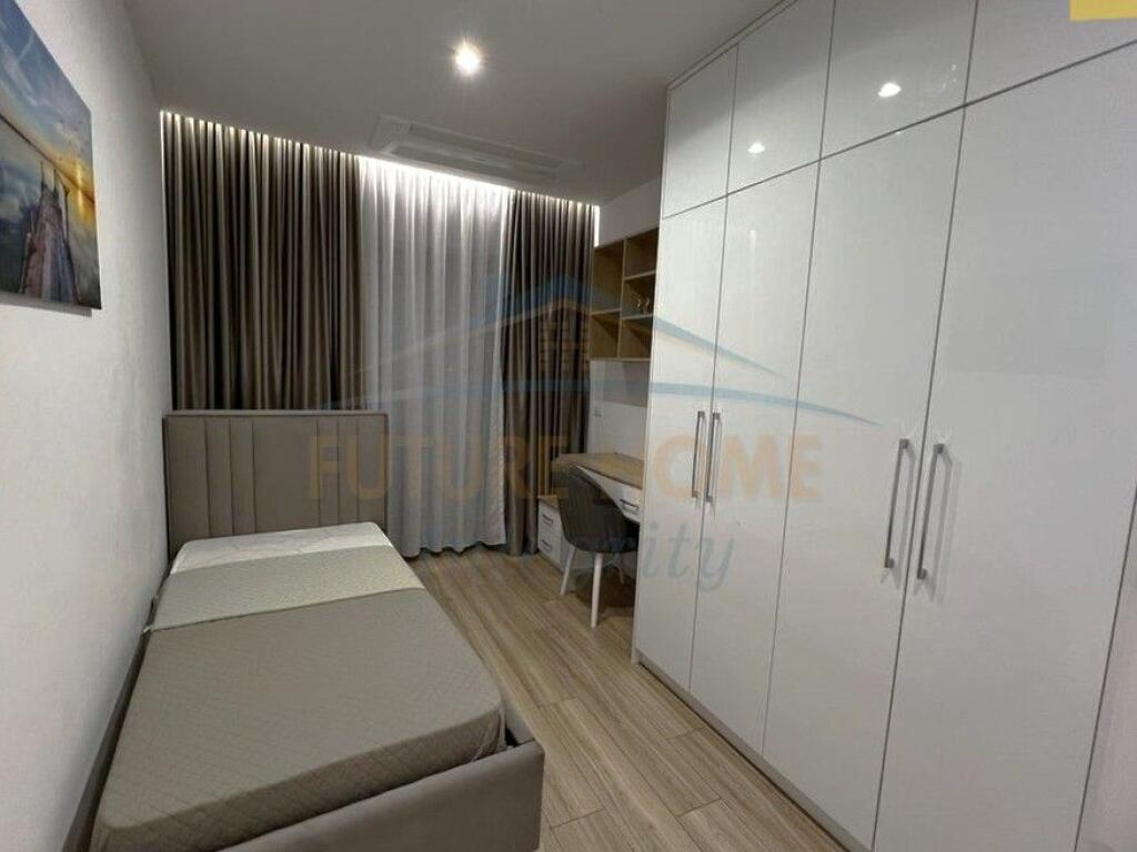 Affitto, Appartamento 2+1+Posto Auto, Lake View Residence, Tirana.