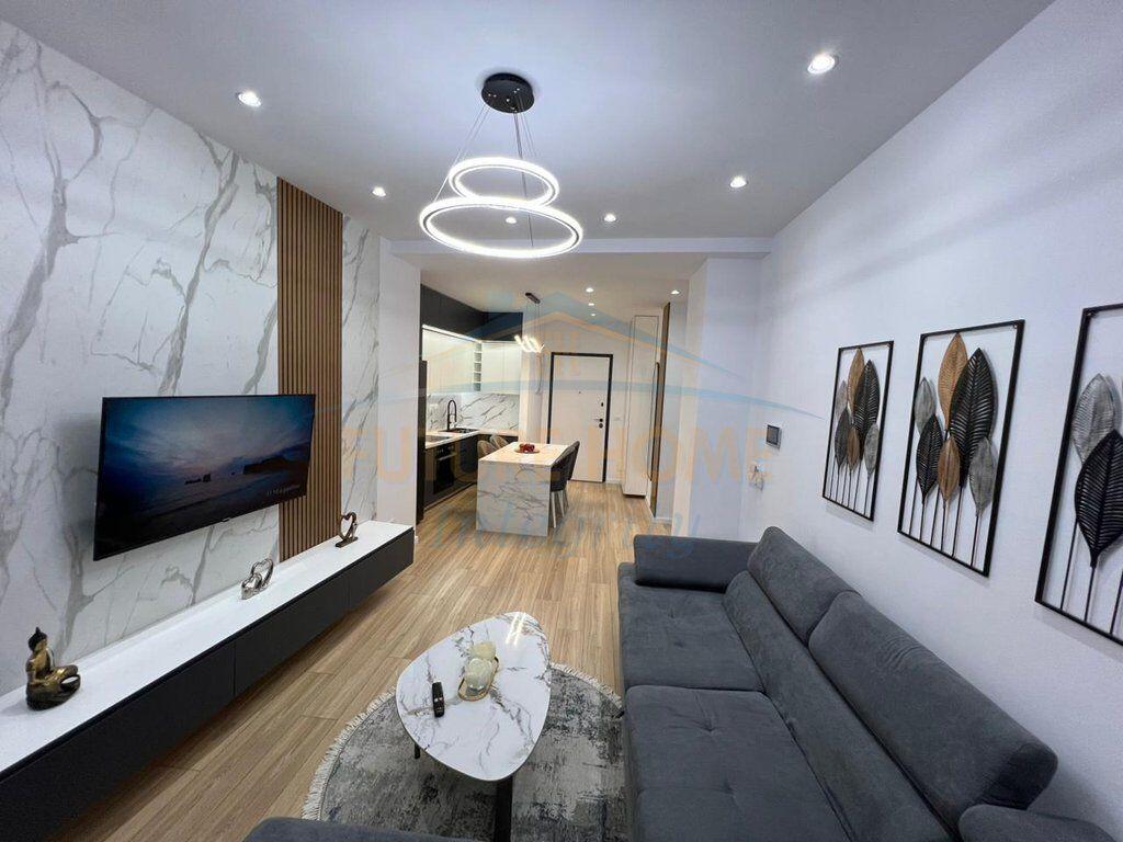 Affitto, Appartamento 2+1+Posto Auto, Lake View Residence, Tirana.