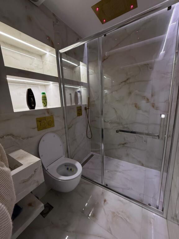 Apartment 1+1 for rent in the 21 Dhjetori area