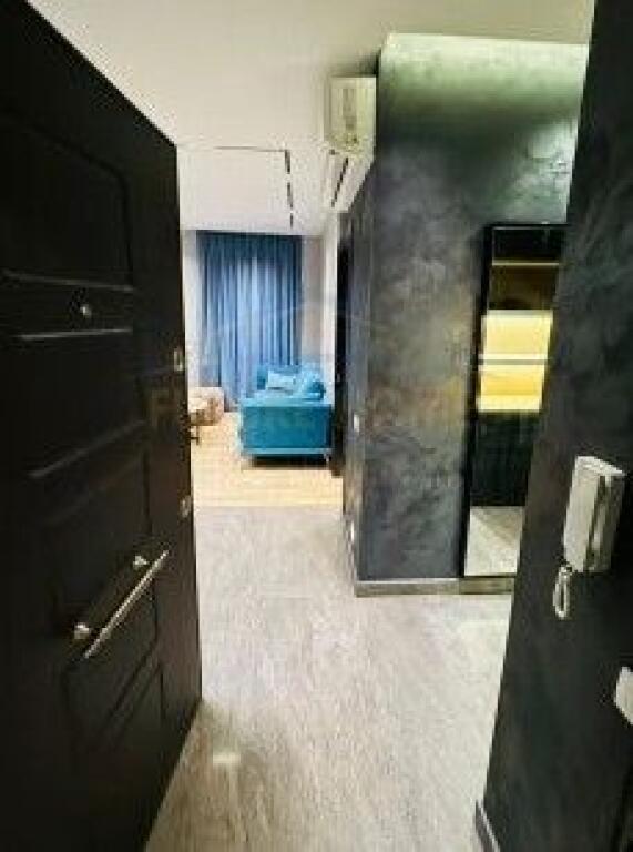 Qera, Apartament 2+1+ POST PARKIMI, Qendër, Tiranë