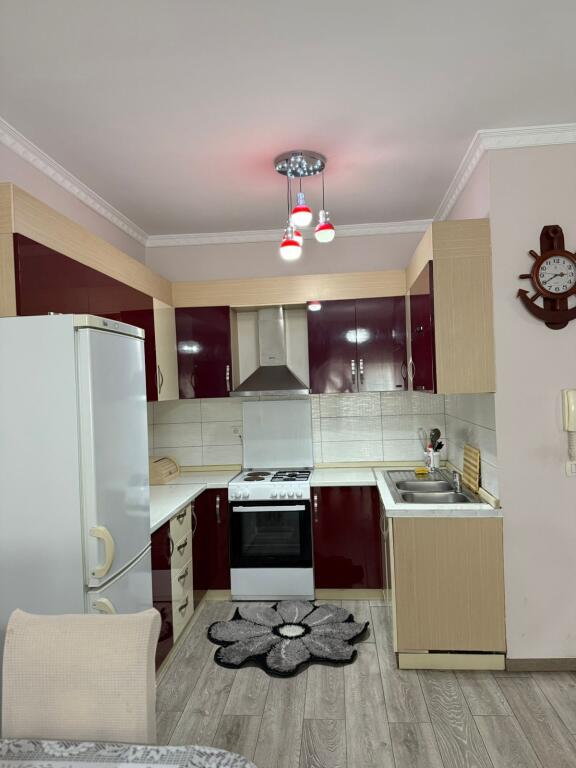 Apartament 1+1, Don Bosko!