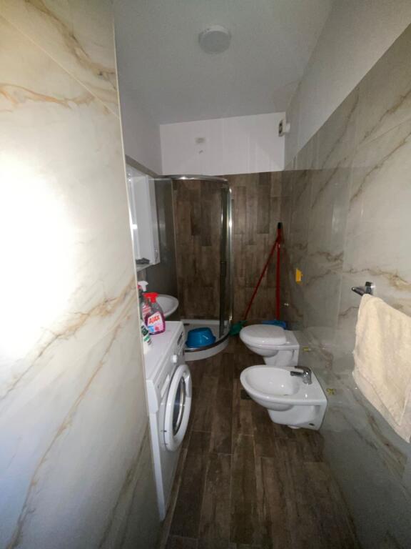 Appartamento 2+1+2 bagni+Veranda in vendita vicino al Ristorante Freskut