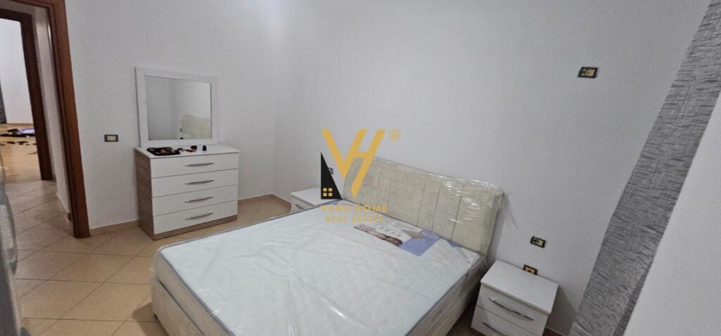JEPET APARTAMENT 2+1+2 ME QERA NE YZBERISHT 50.000 LEKE